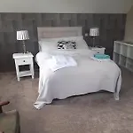 Magnificent House Bed No2 Double Nobber
